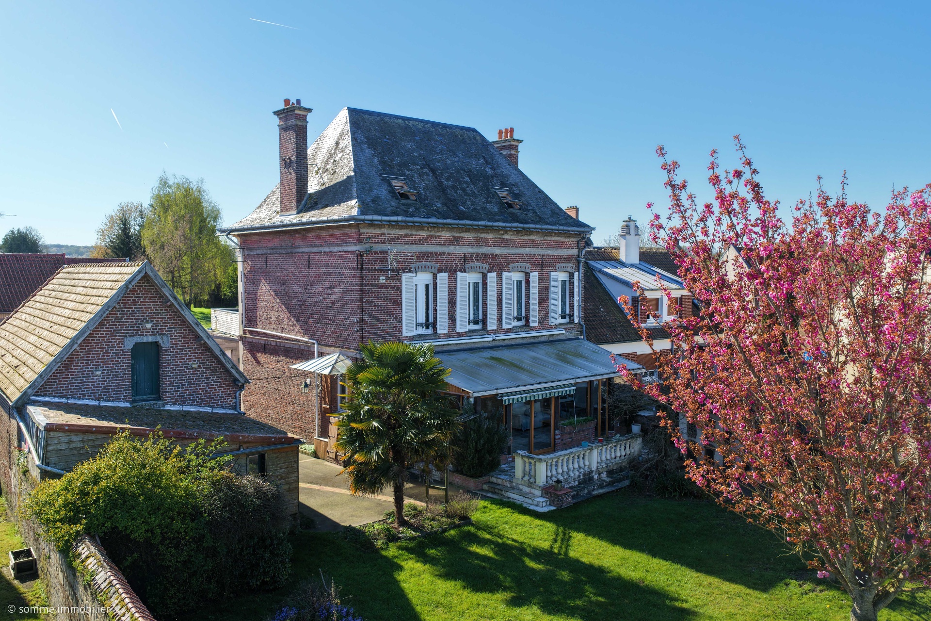 Maison de maÎtre- 220m2 - 9 pièces