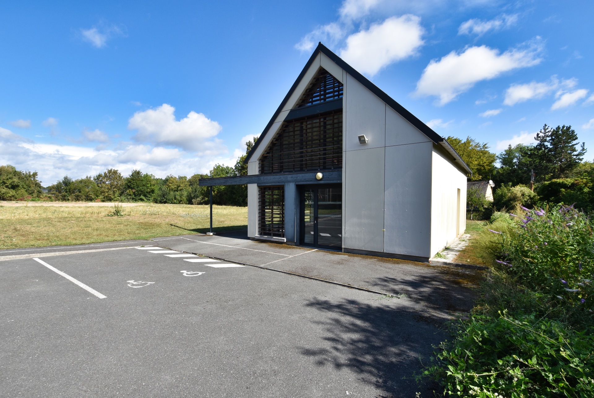 CROUY-SAINT-PIERRE, Pavillon d'architecte :